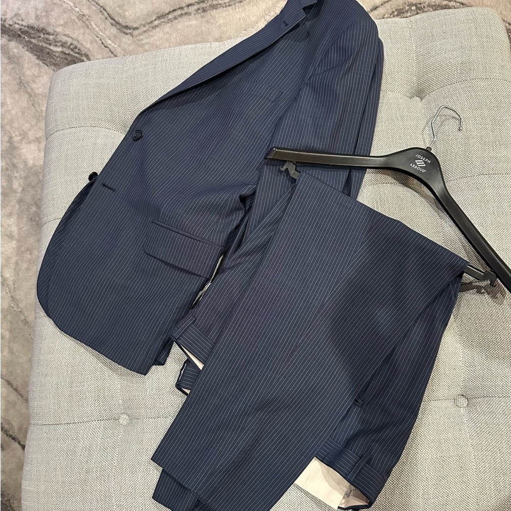 Joseph Abboud Men's Navy Pinstripe Slim Fit Suit